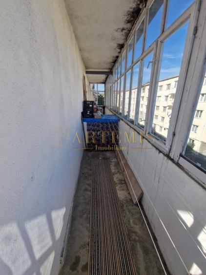 Apartament de 3 camere, decomandat, 66 mp., zona Sens - 10