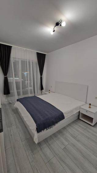 Apartament cu 2 camere semidecomandat în Berceni
