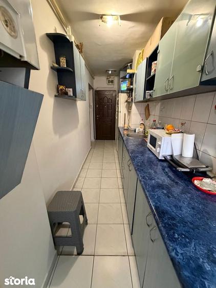 Garsoniera de Vanzare Gorjului Bloc 1981 etaj 3/4 - 7