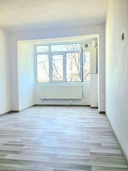 Apartament de vanzare - 5
