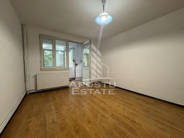 Apartament cu 2 camere, centrala proprie, zona Circumvalatiunii - 1