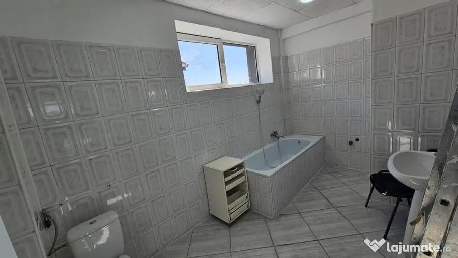 CANTACUZINO-sp.com. aprox 250mp , et.2 la 1000 euro/luna - 12