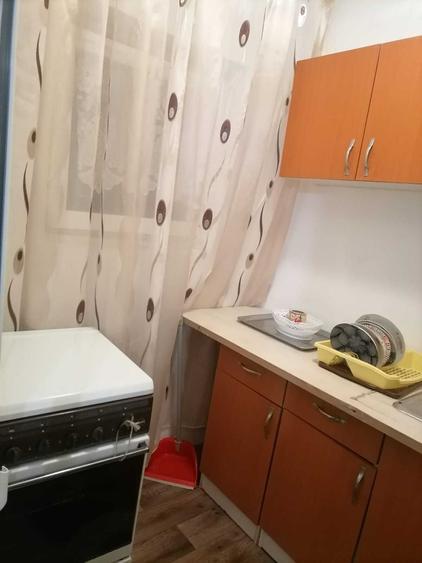 Vand garsoniera cu mici imbunatatiri - 1