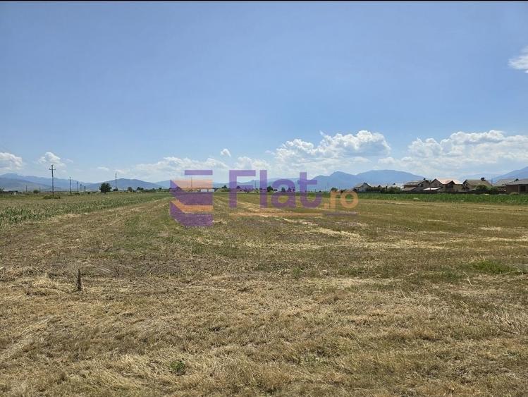 Teren intravilan de vânzare în Hărman, Brașov cu utilitati - 9