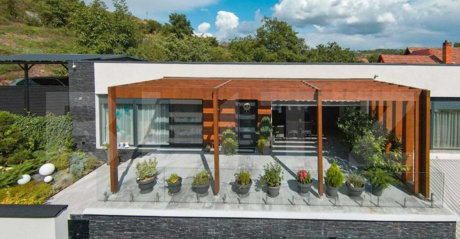 De vanzare Casa cu 4 camere, lux ?i confort la 5 minute de - 15