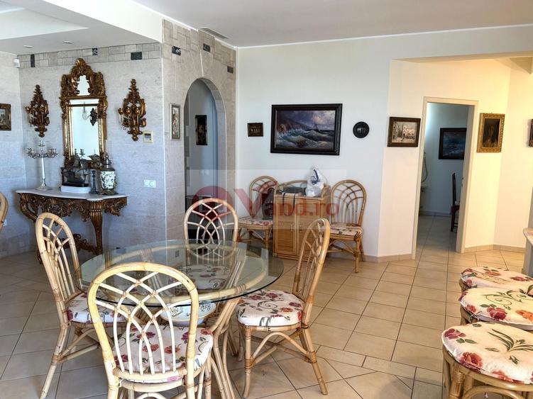 Apartament cu 4 camere decomandat în Nord