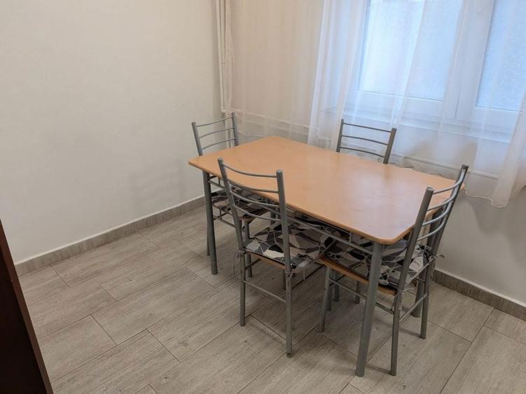 Inchiriez garsoniera zona Mall Vitan - 3