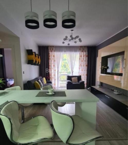 Apartament modern in Sinaia | Loc de parcare + Piscina in