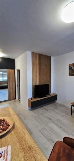 Garsoniera noua, zona Vest - 5