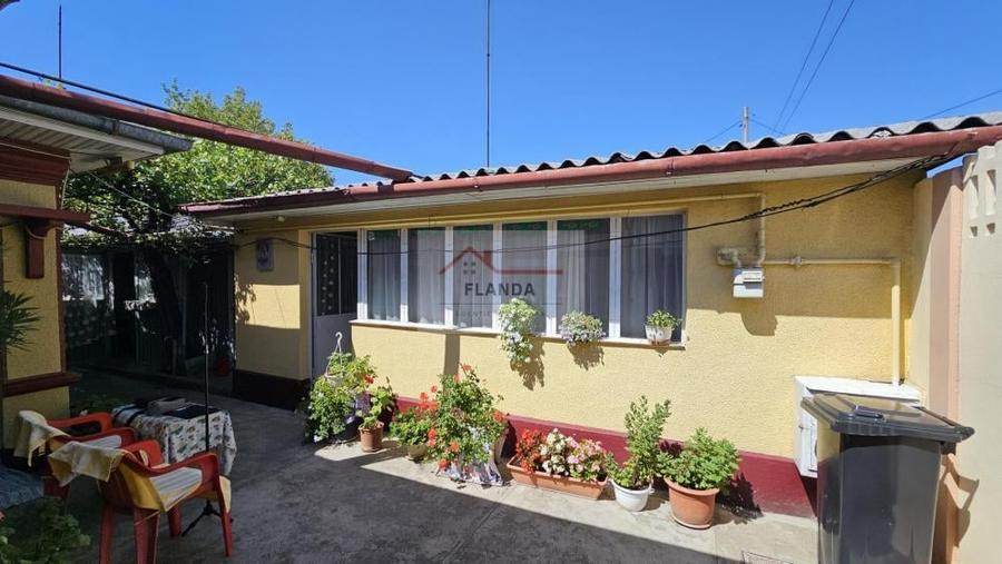 Casa Rahova zona Pucheni, str Garoafei - 3