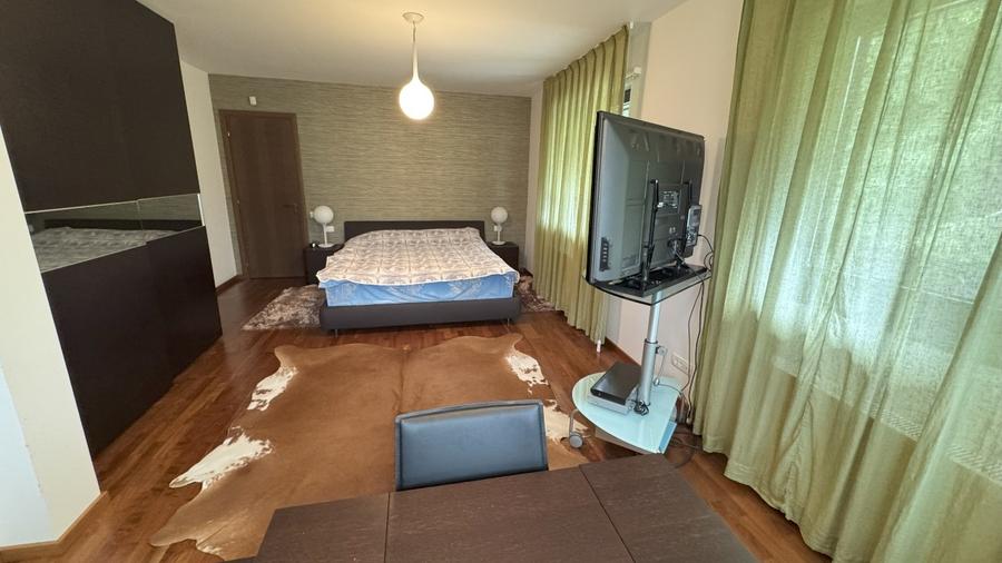 VILA cu specific montan ,Deosebita in Predeal zona Cioplea - 13