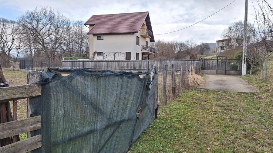 Teren intravilan Curtea de Arges - 3