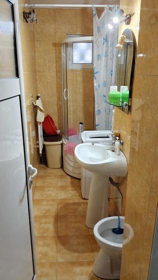 Aparmament cu 3 camere de inchiriat in Campina - 7