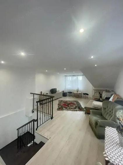 Duplex de vanzare, cu 8 camere, 300 mp, zona centrala - 4