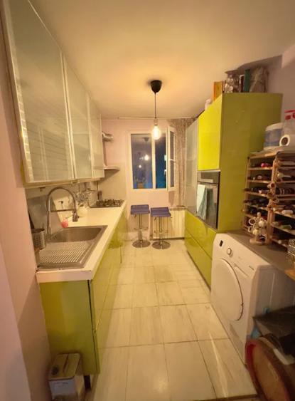 Titan - str Rodunta - Scoala 195 - 5