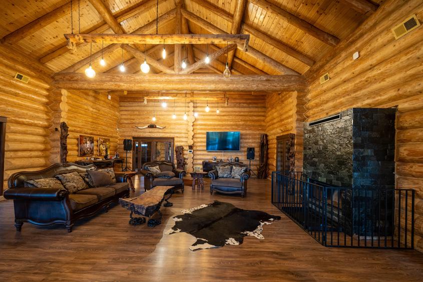 Proprietate Spectaculoasa - Sanctuar de liniste - Teren 4.7Ha - 1.000 MP - 0% - 6