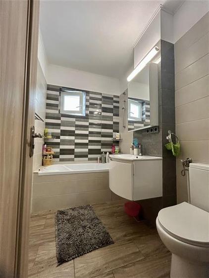 Apartament 4 camere in Bloc Nou, Mobilat si Utilat Premium, Zona Kaufland Navoda - 15