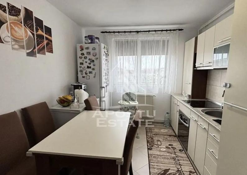 Apartament cu 3 camere, centrala proprie, zona Girocului - 4