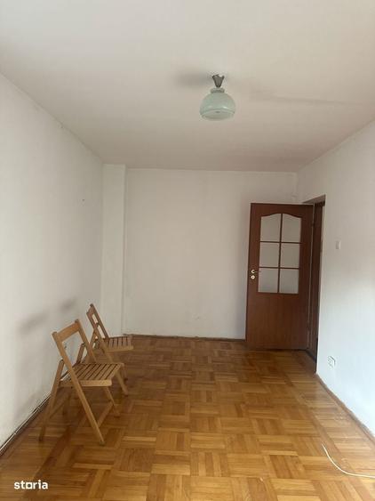 Campina - ap. 2 cam - 250 Euro/Luna - 3