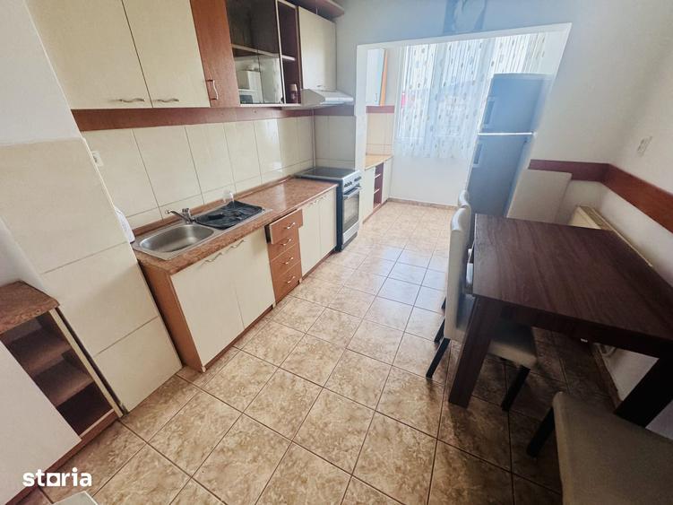 Apartament cu 3 camere decomandat în Nord