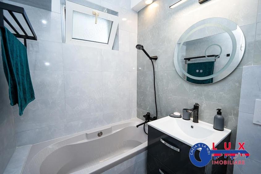 Apartament cu 3 camere semidecomandat în Big