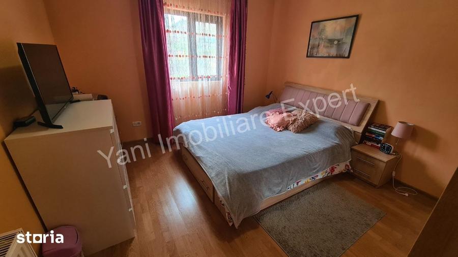 Casă cu 6 camere cu Teren 320 Mp în Corbeni