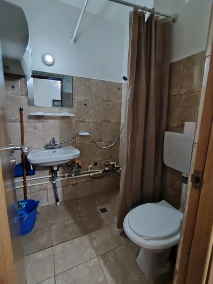 Garsonieră decomandată în Podu Roș