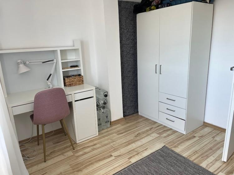 Apartament cu 3 camere decomandat, mobilat în Unirii