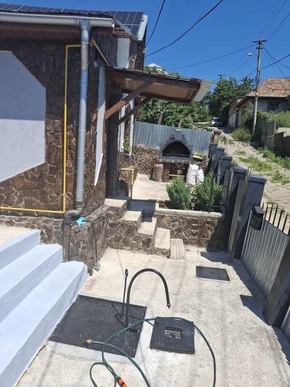 Casă cu 3 camere în Central