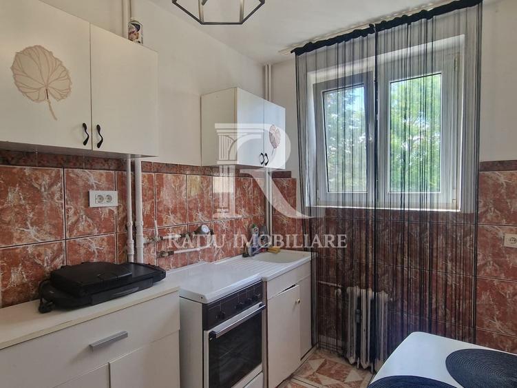 Apartament cu 2 camere decomandat, mobilat în Ultracentral