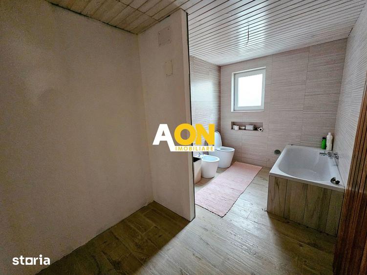 Casă cu 6 camere cu Teren 700 Mp în Central