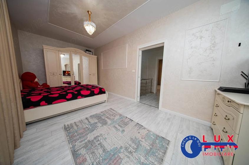 Casă cu Teren 400 Mp în Babadag