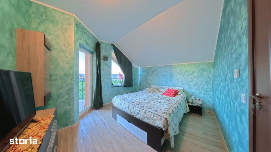 Casă cu 4 camere cu Teren 486 Mp în Central