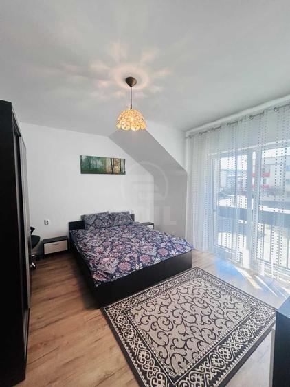 Duplex cu 5 camere cu Canalizare în Florești