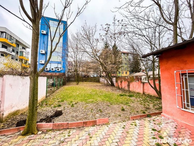 Casă cu 4 camere cu Teren 500 Mp în Central