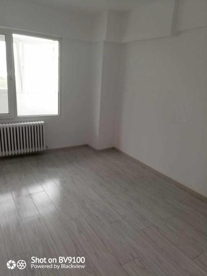 Apartament cu 2 camere decomandat în Lujerului