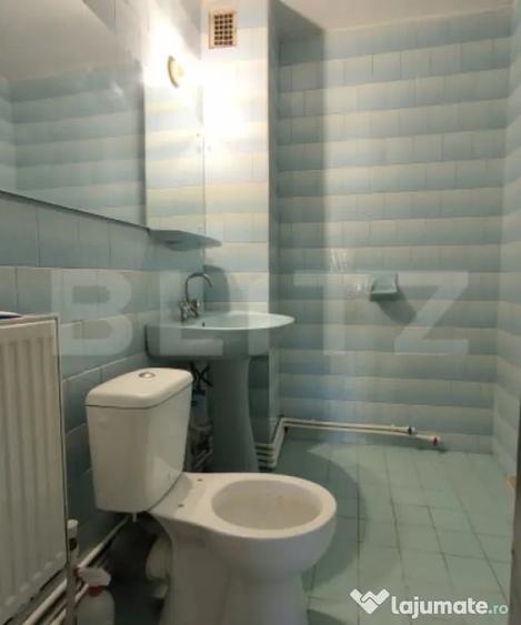 Apartament cu 4 camere decomandat în Burdujeni