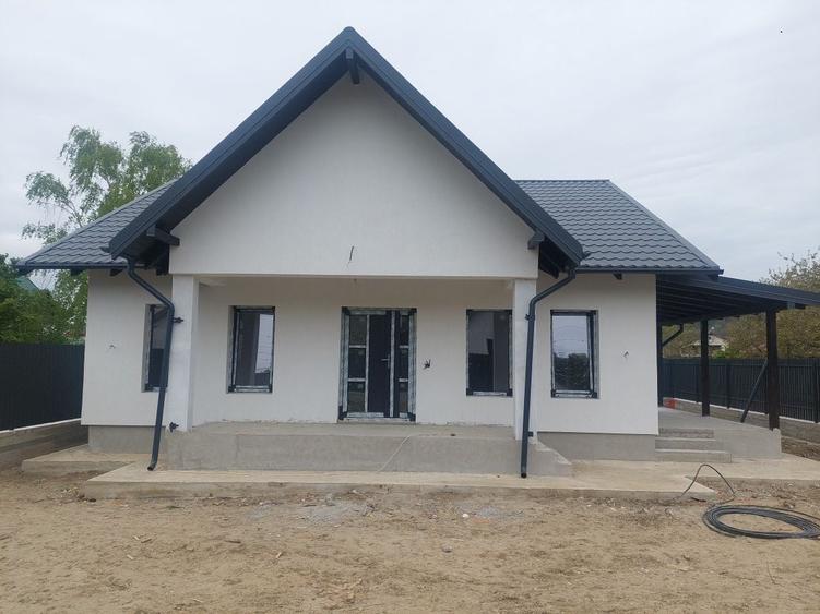 Casă cu 4 camere în Central