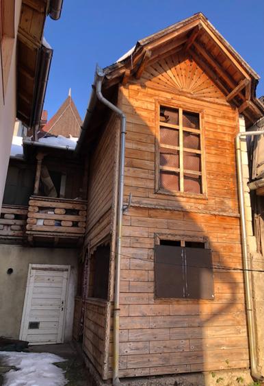 Casă cu 2 camere cu Teren 36 Mp în Central