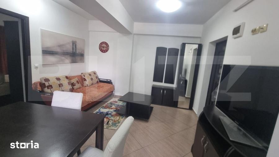 Apartament cu 3 camere în Podu Roș