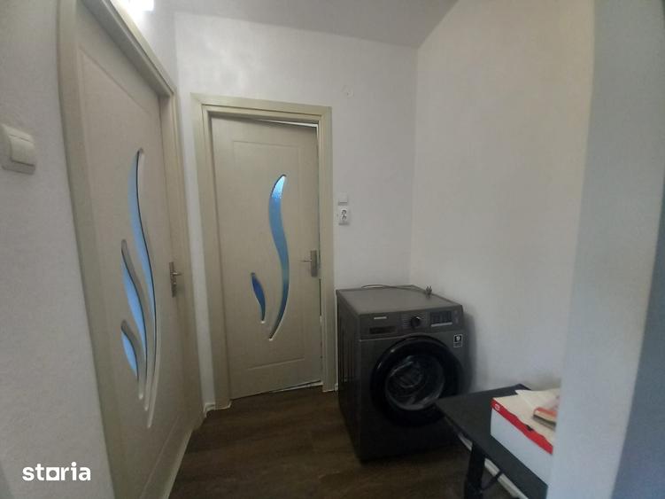 Apartament cu 2 camere semidecomandat în Republicii