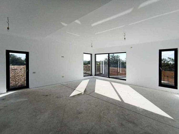 Casa de vanzare situata in Valu lui Traian, Constanta - 2