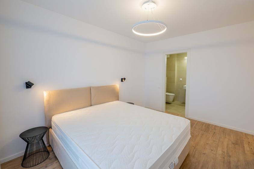 First Use | 3 Camere | H Pipera Lake  |  View Superb - 8