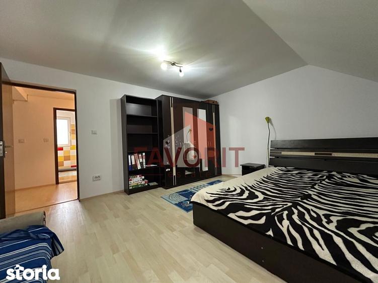 Casa individuala | Parter + Etaj + Pod | Asfalt | Comision 0 | - 10