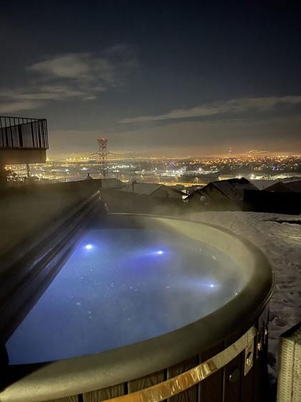 Inchiriere 4 luni casa panoramica cu jacuzzi si ciubar - 4