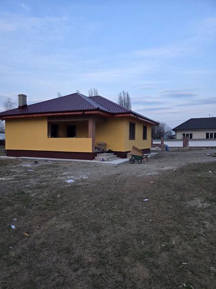 Vand casa noua , situata la 4 km de Tg.Neamt(Topolita) - 7