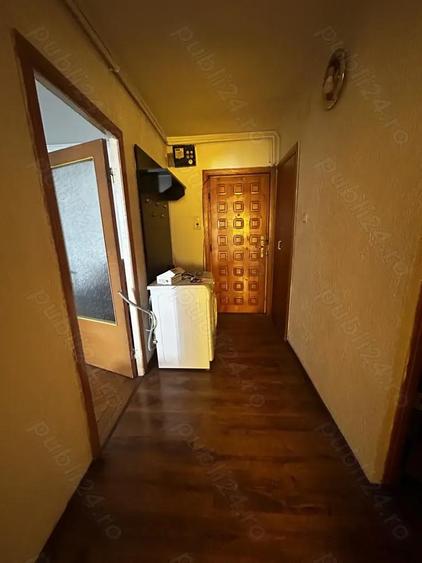 Apartament de vanzare 3 camere zona centrala - 4