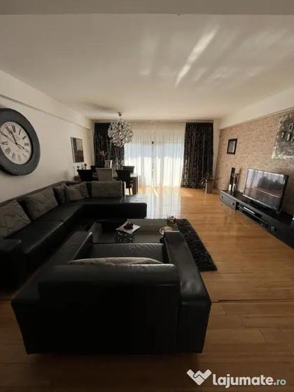 Apartament superb 3 camere Republicii - 2