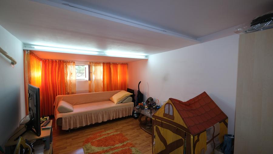 Vanzre 3 corpuri de case noi plus gradina in zona Mihai Bravu Bucuresti - 12