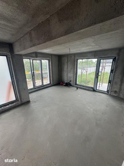 Casă cu 4 camere cu Teren 400 Mp în Clinceni